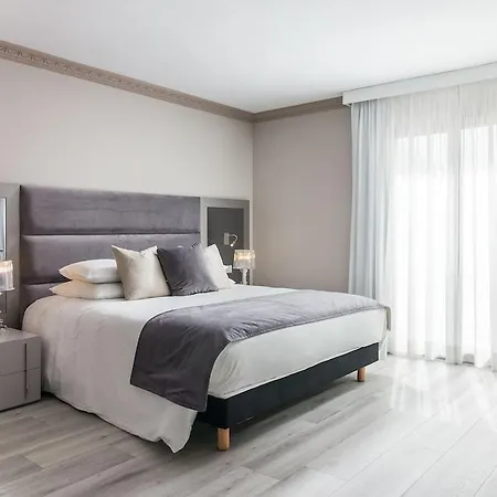 Lägenhetshotell Park Plaza Marbella