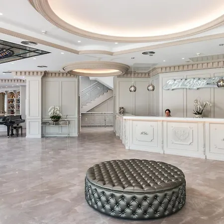 Park Plaza 아파트호텔