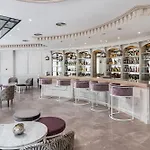 Park Plaza