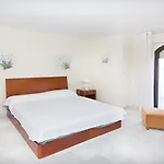 Park Plaza Марбелья