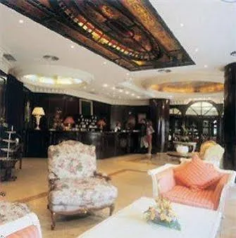 公寓式酒店 公园广场套房公寓酒店 马尔韦利亚