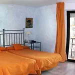 Park Plaza Aparthotel 4*