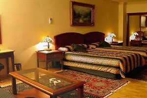 Park Plaza
